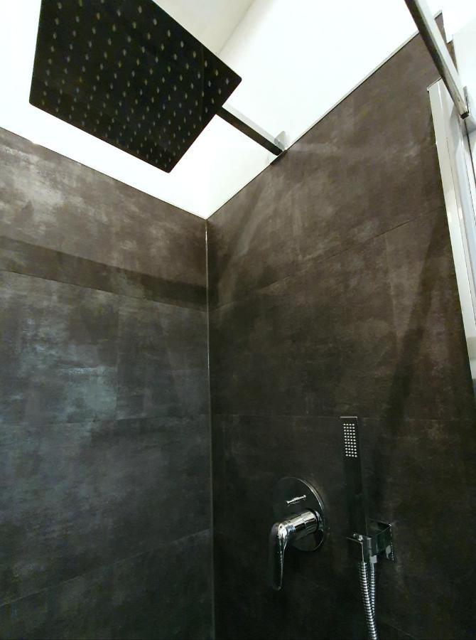 Moderne Wohlfuehloase Zentral In Seenaehe - Pillow Menu, 2 Stk 55" Smart Tvs, Netflix, Disneyplus Uvm ヴェター エクステリア 写真