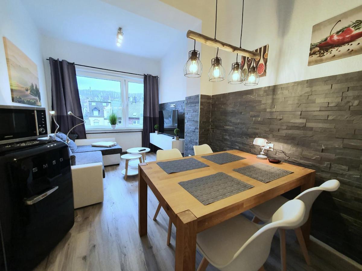 Moderne Wohlfuehloase Zentral In Seenaehe - Pillow Menu, 2 Stk 55" Smart Tvs, Netflix, Disneyplus Uvm ヴェター エクステリア 写真