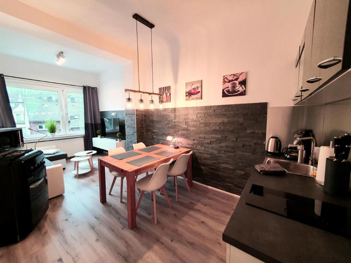 Moderne Wohlfuehloase Zentral In Seenaehe - Pillow Menu, 2 Stk 55" Smart Tvs, Netflix, Disneyplus Uvm ヴェター エクステリア 写真